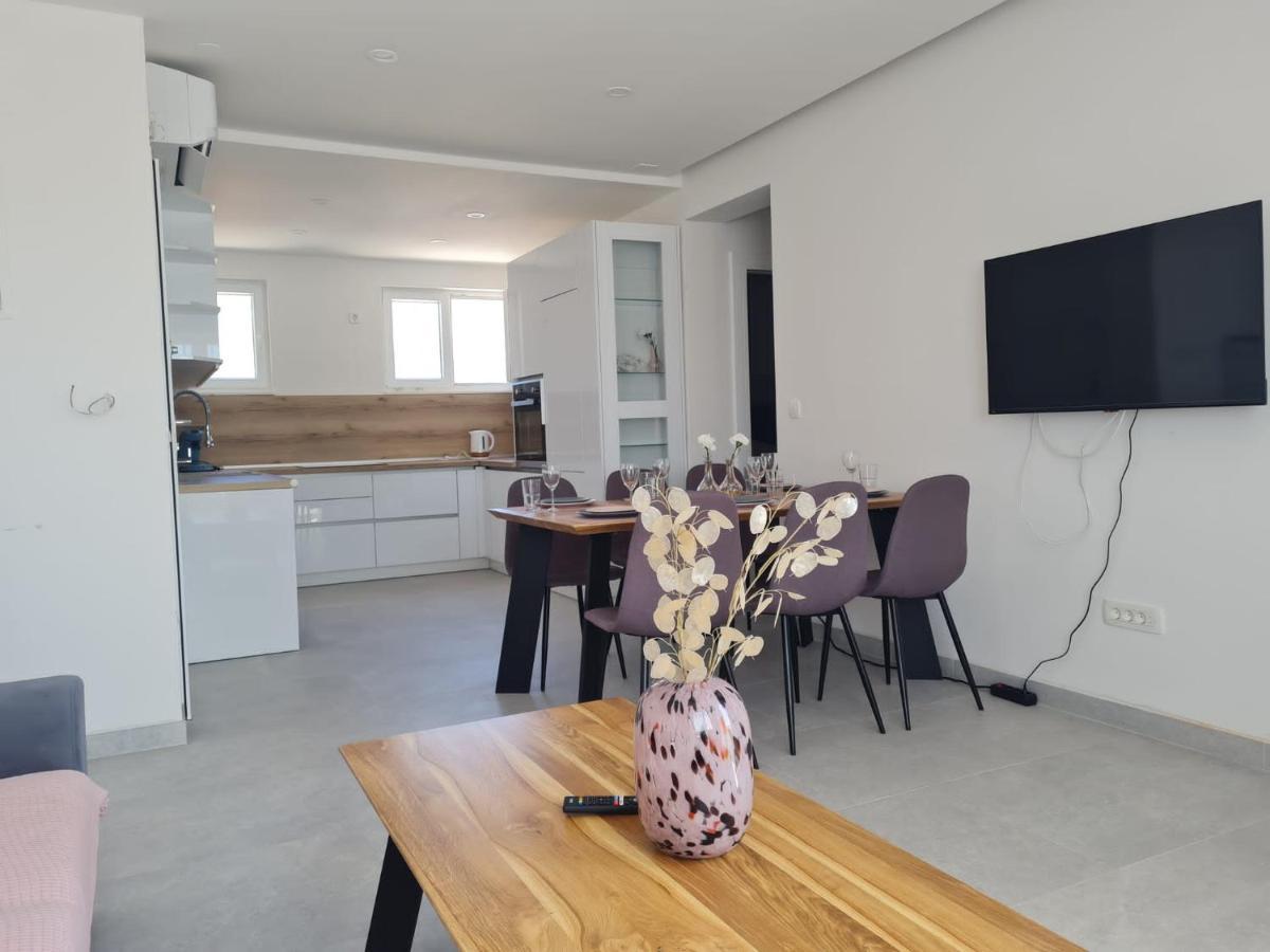 Holiday Apartment Marijana Каштела Екстер'єр фото
