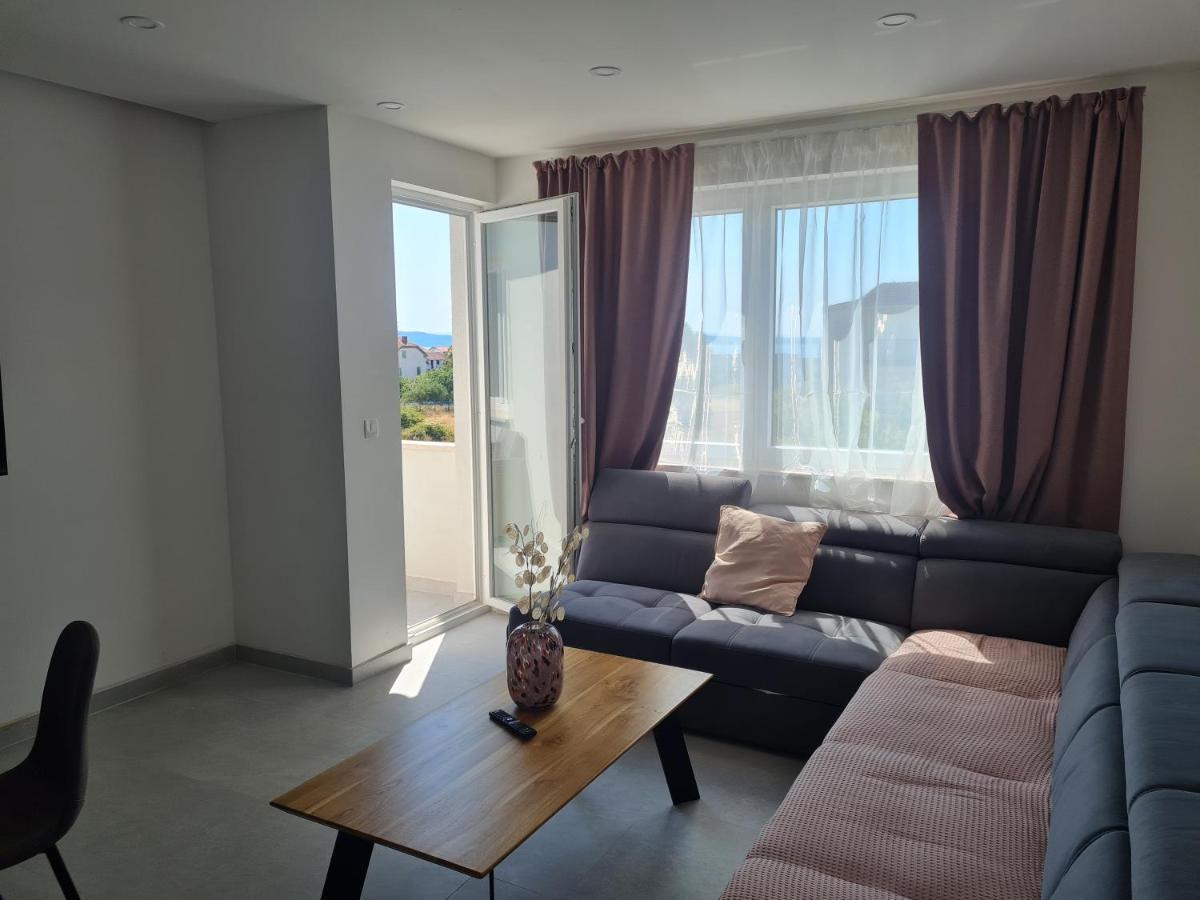 Holiday Apartment Marijana Каштела Екстер'єр фото