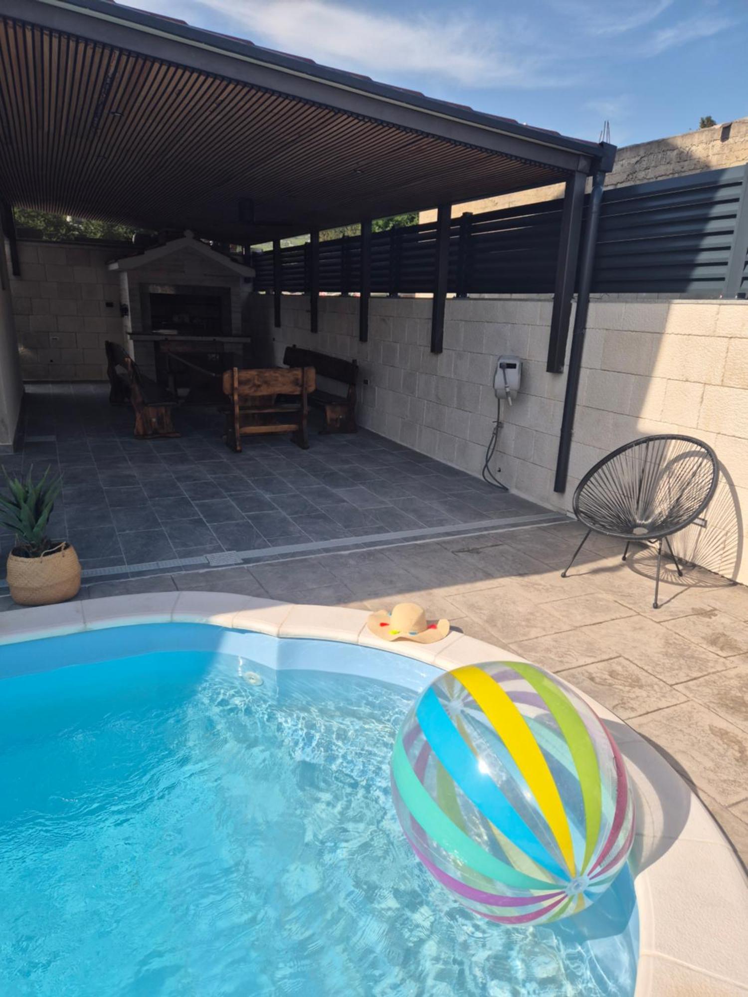 Holiday Apartment Marijana Каштела Екстер'єр фото